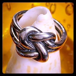 Sterling Silver Knott wring